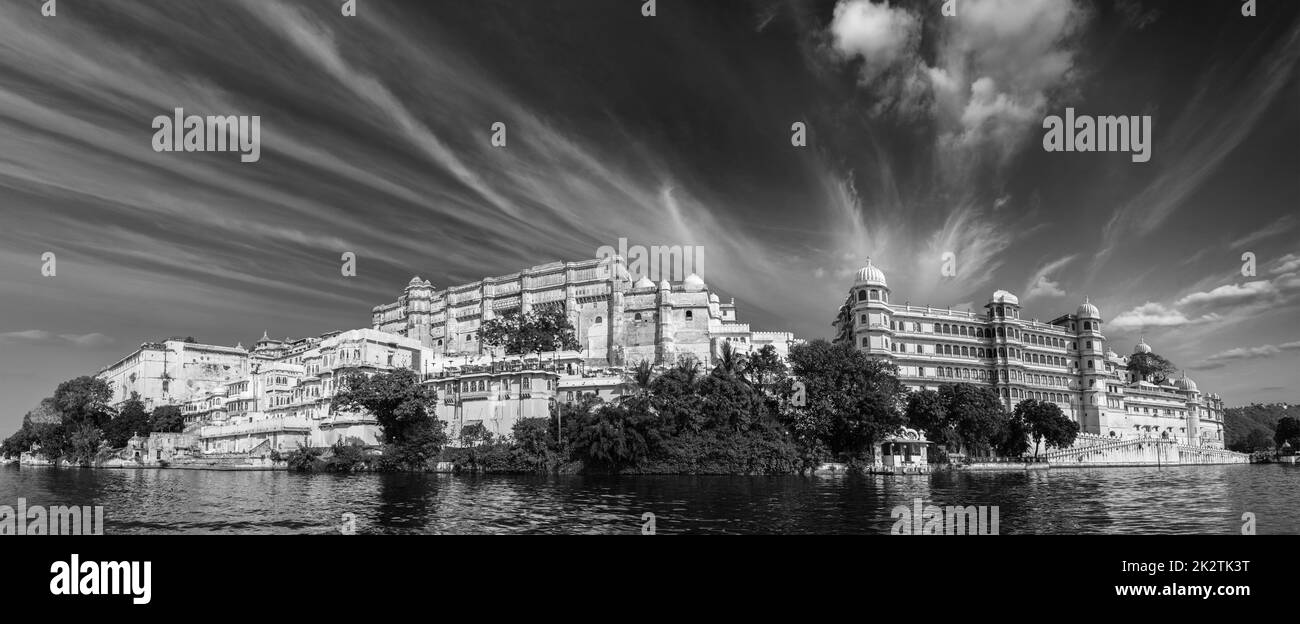 Panorama du Palais de la ville. Udaipur, Inde Banque D'Images