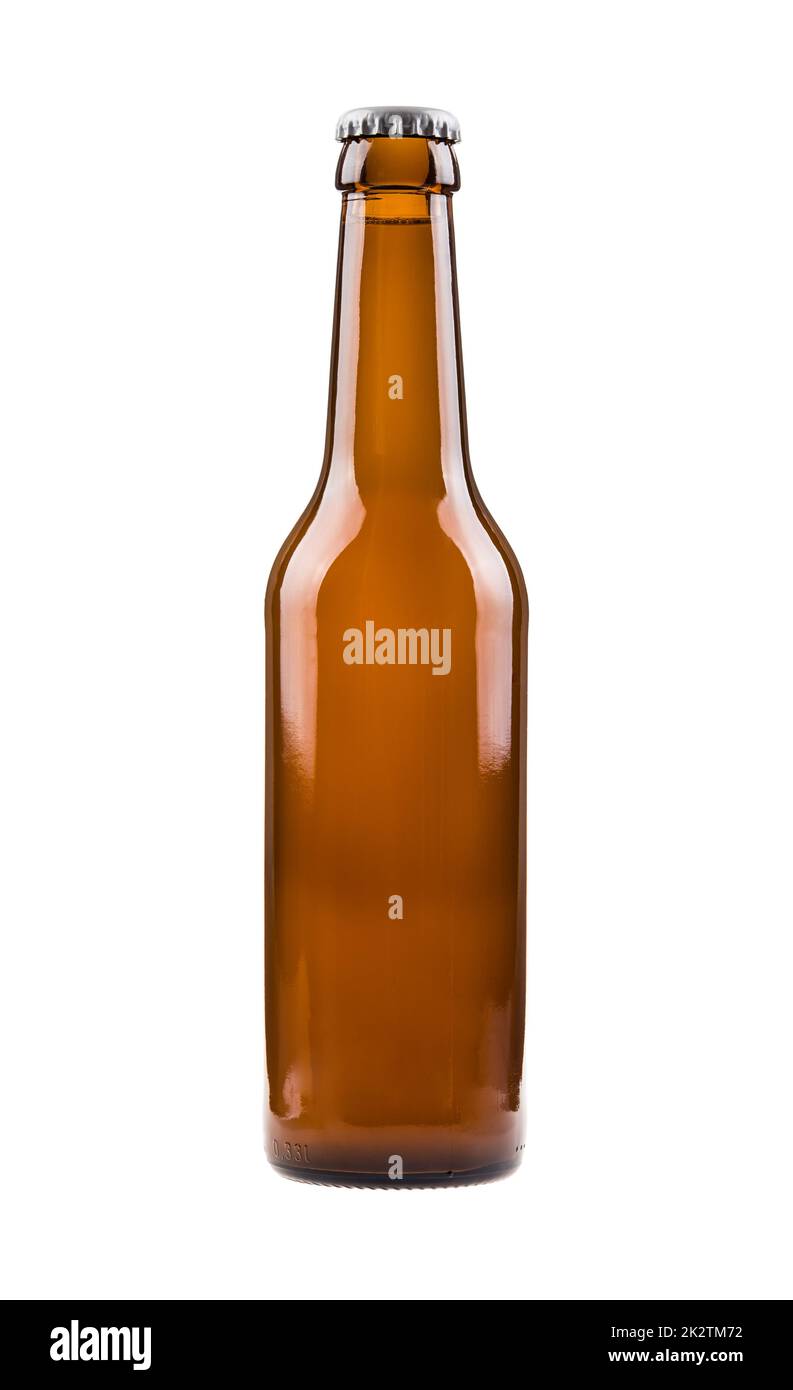 Bouteille de bière brune générique, scellée et remplie de bière Banque D'Images