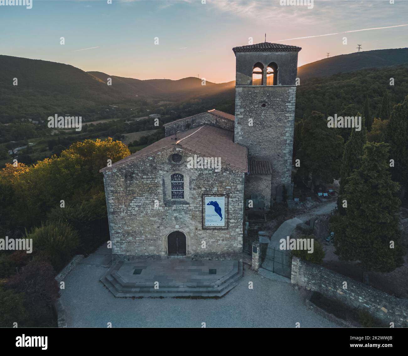 La chapelle Sainte-Foy de Mirande est située à Mirande, dans le département de la Drôme en France. Banque D'Images