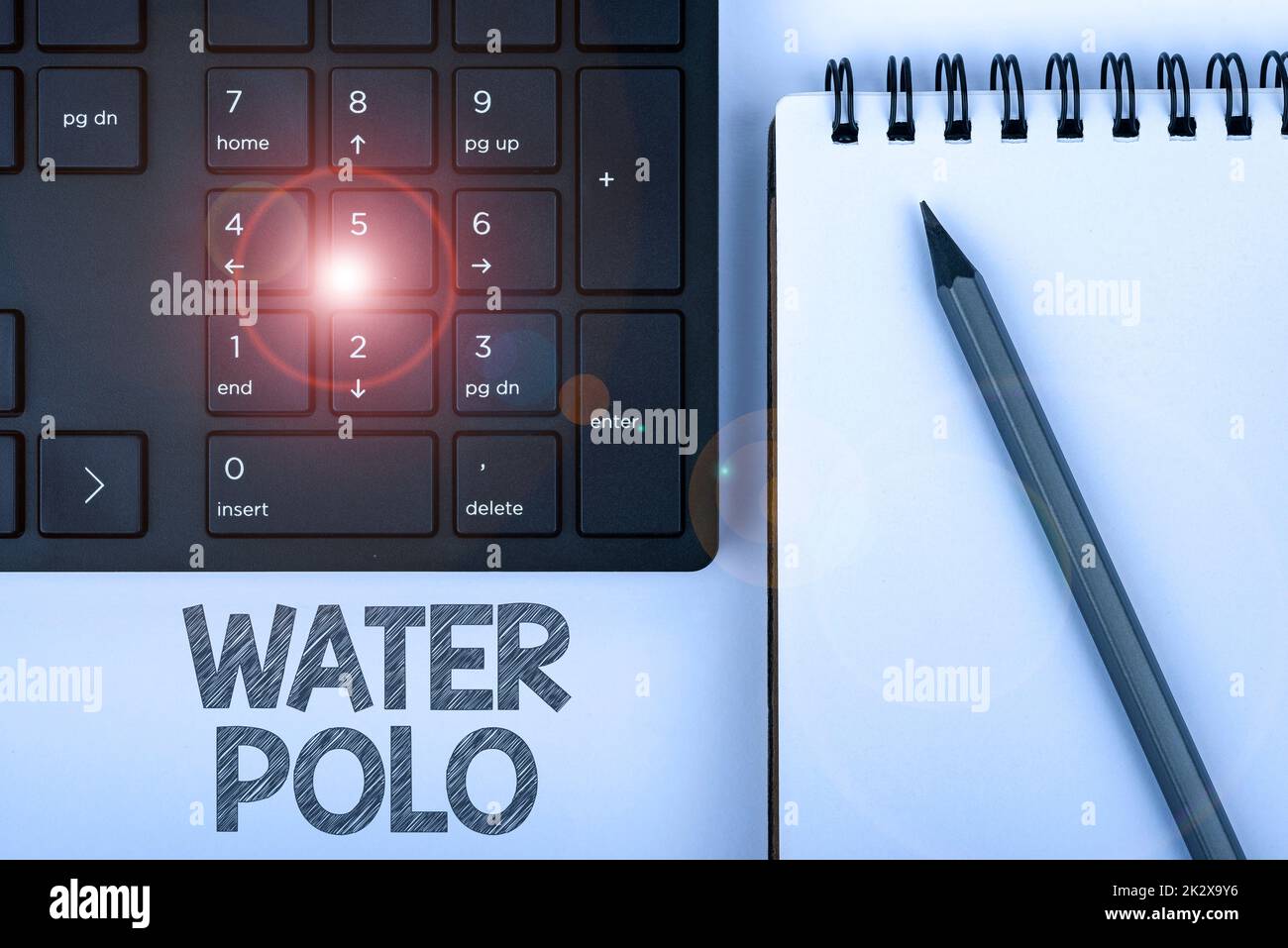 Écriture affichant du texte Water Polo. Concept Internet le sport d'équipe compétitif a joué dans l'eau entre deux équipes clavier d'ordinateur et Symbol.support d'information pour la communication. Banque D'Images