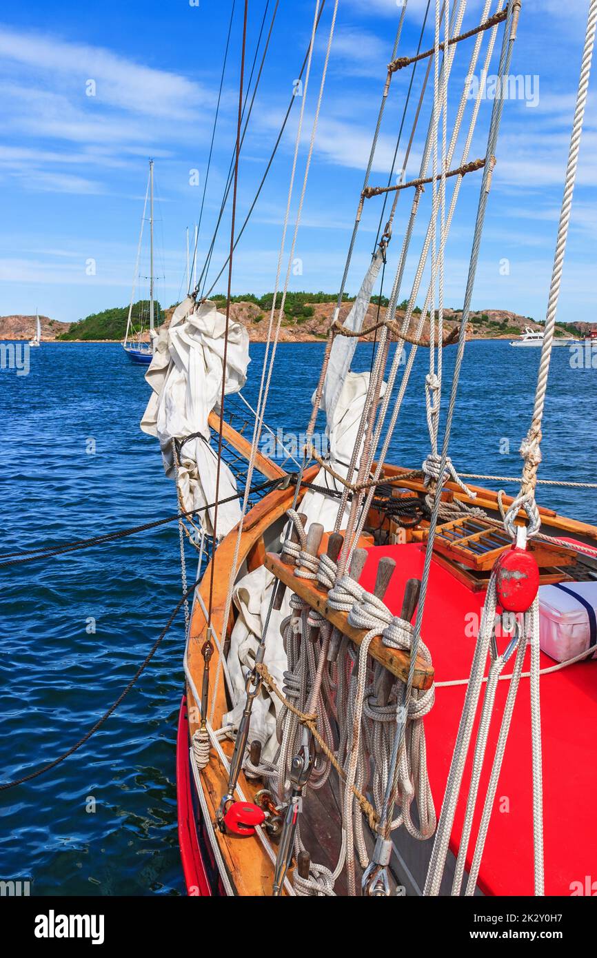 Arc d'un vieux voilier en mer Banque D'Images