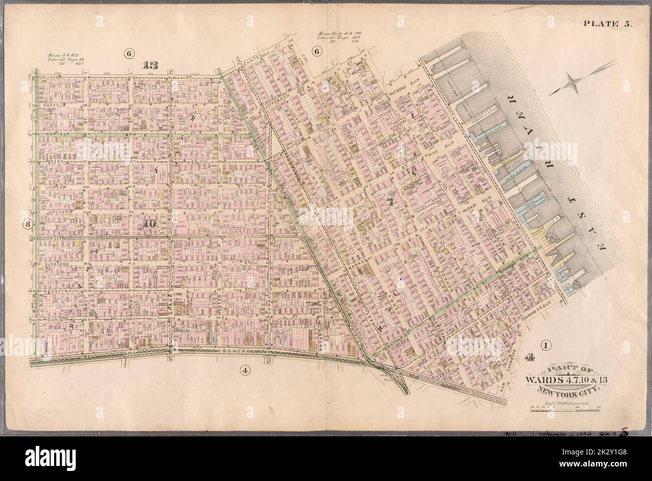 Cartographie, cartes. 1885. Lionel Pincus et Princess Firyal Map Division. Immobilier , New York (État) , New York, New York (N.Y.) Planche 5 : délimitée par Clinton Street, Madison Street, Jefferson Street, Cherry Street, Rutgers Slip, South Street (East River, Piers 32-44), James Slip, New Chambers Street, New Bowery Street, Bowery Street et Rivington Street. Fait partie des quartiers 4, 7, 10 et 13 de New York. Banque D'Images