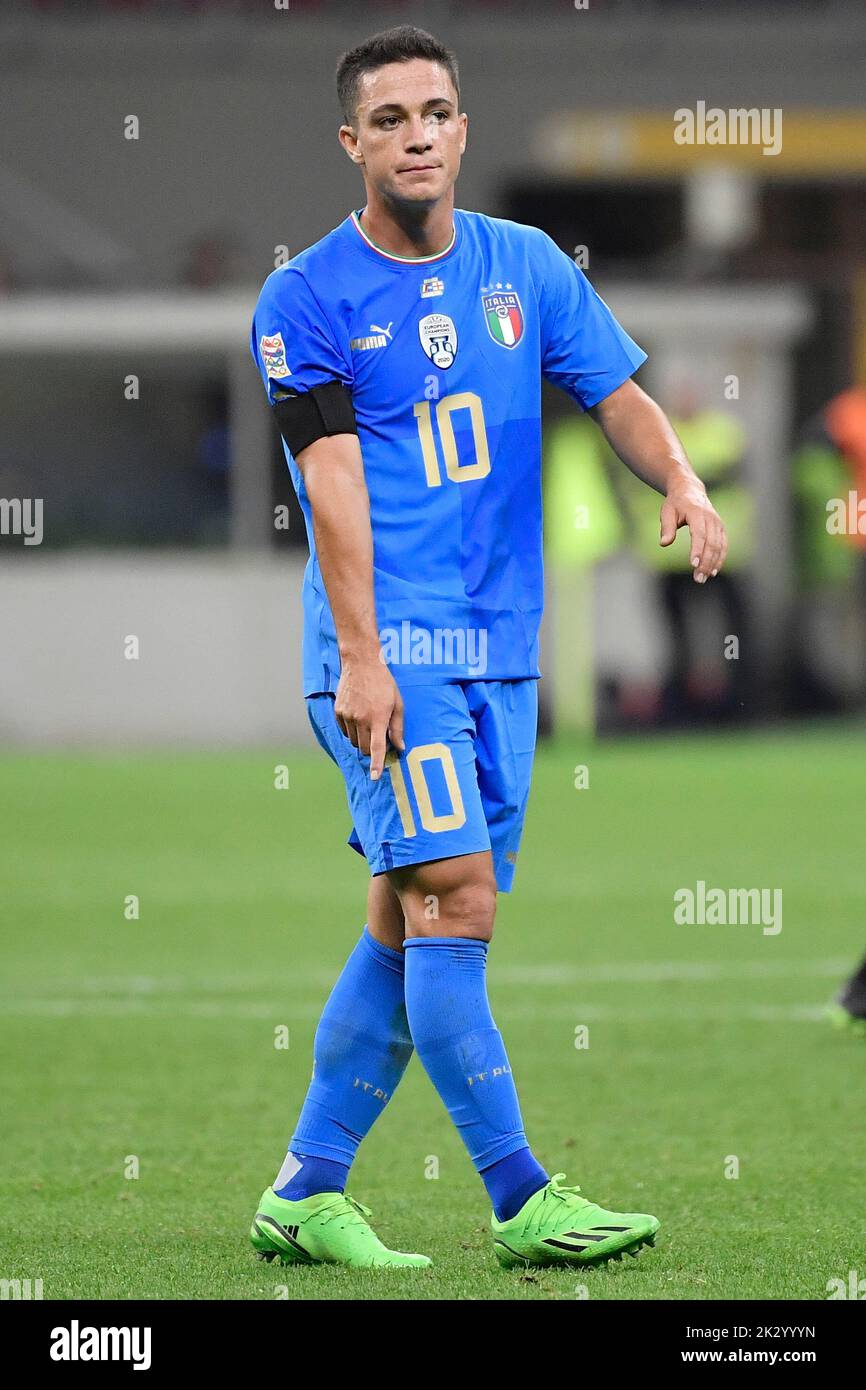 Milan, Italie. 23rd septembre 2022. Giacomo Raspadori d'Italie lors de la Ligue des Nations de l'UEFA Un match de football de groupe 3 entre l'Italie et l'Angleterre au stade San Siro de Milan (Italie), le 23h septembre 2022. Photo Andrea Staccioli/Insidefoto crédit: Insidefoto di andrea staccioli/Alamy Live News Banque D'Images