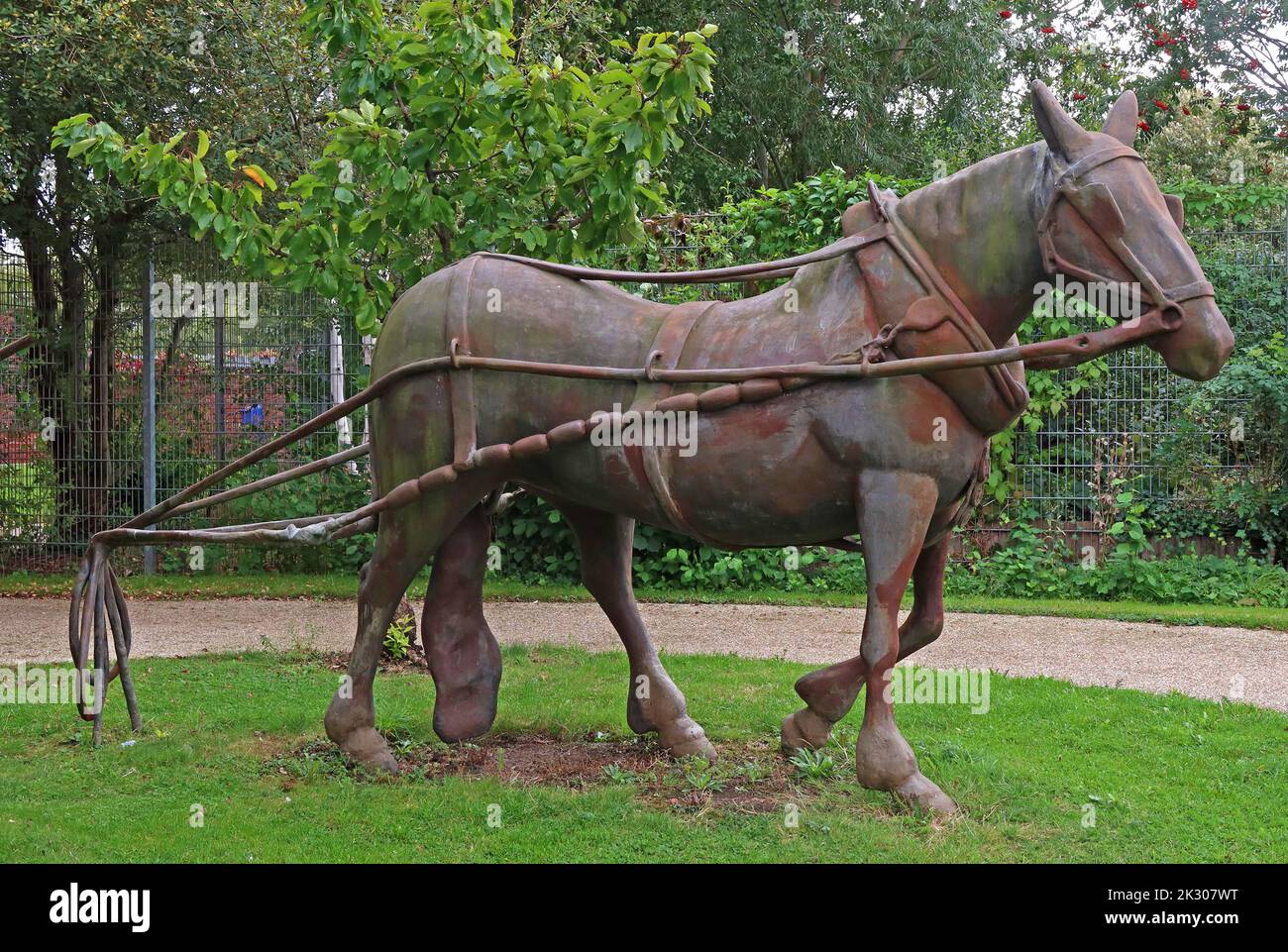 Statue de cheval de fer au National Waterways Museum, South Pier Road, Ellesmere Port, Cheshire, Angleterre, ROYAUME-UNI, CH65 4FW Banque D'Images
