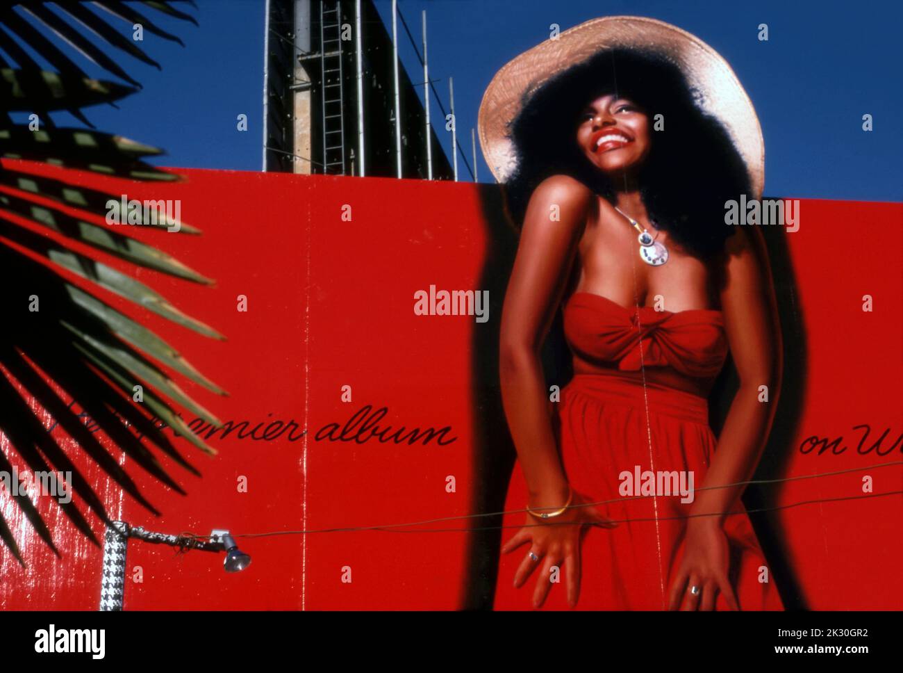 Un panneau d'affichage de Chaka Kahn peint à la main sur le Sunset Strip à Los Angeles, CA, novembre 1978 Banque D'Images