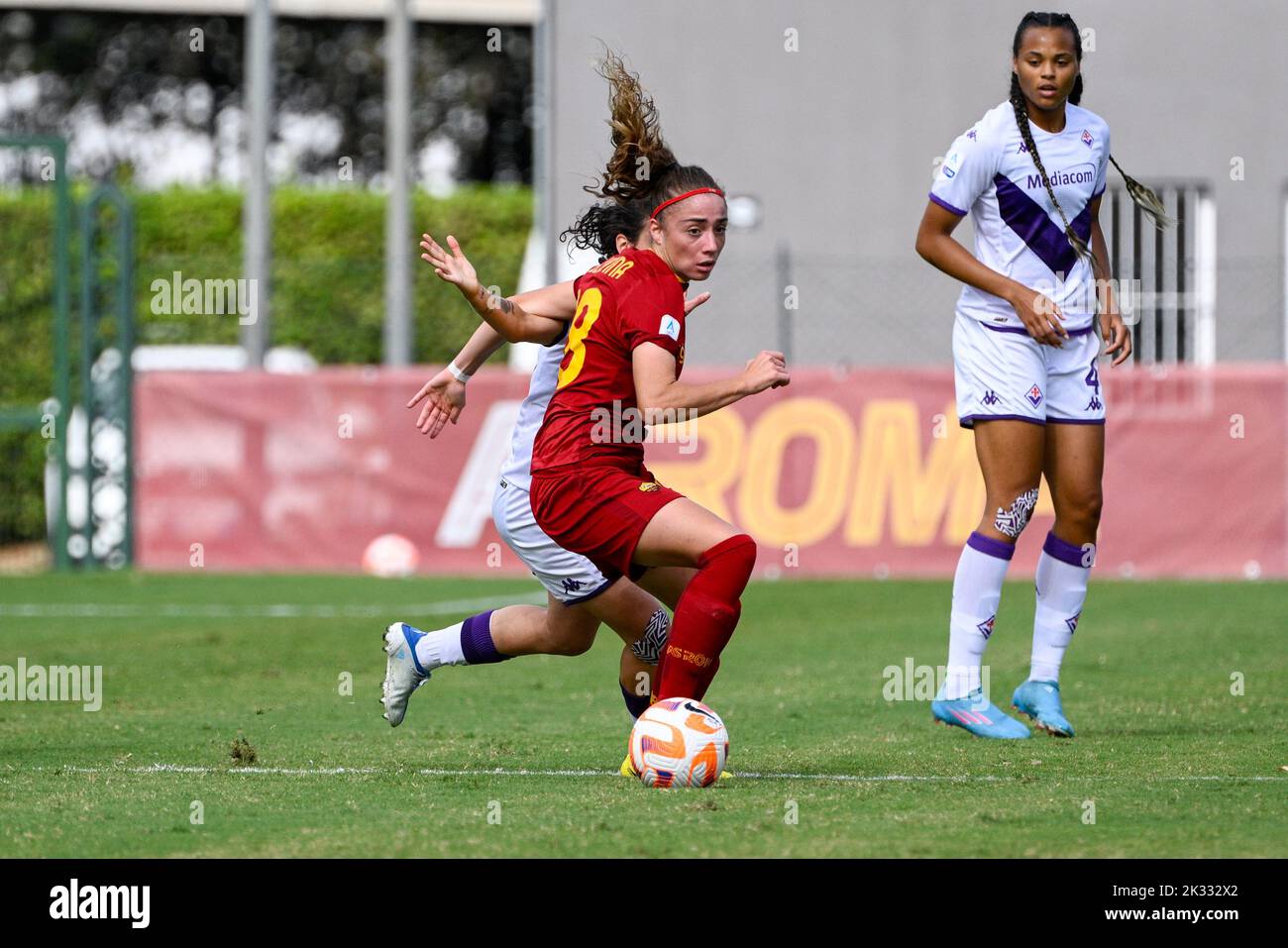 Rome, Italie. 24th septembre 2022. Benedetta Glionna (EN TANT que Roma Women) lors du championnat italien de football League A Women 2022/2023 match entre AS Roma Women contre Fiorentina Femminile au stade Tre Fontane le 24 septembre 2022. Crédit : Agence photo indépendante/Alamy Live News Banque D'Images