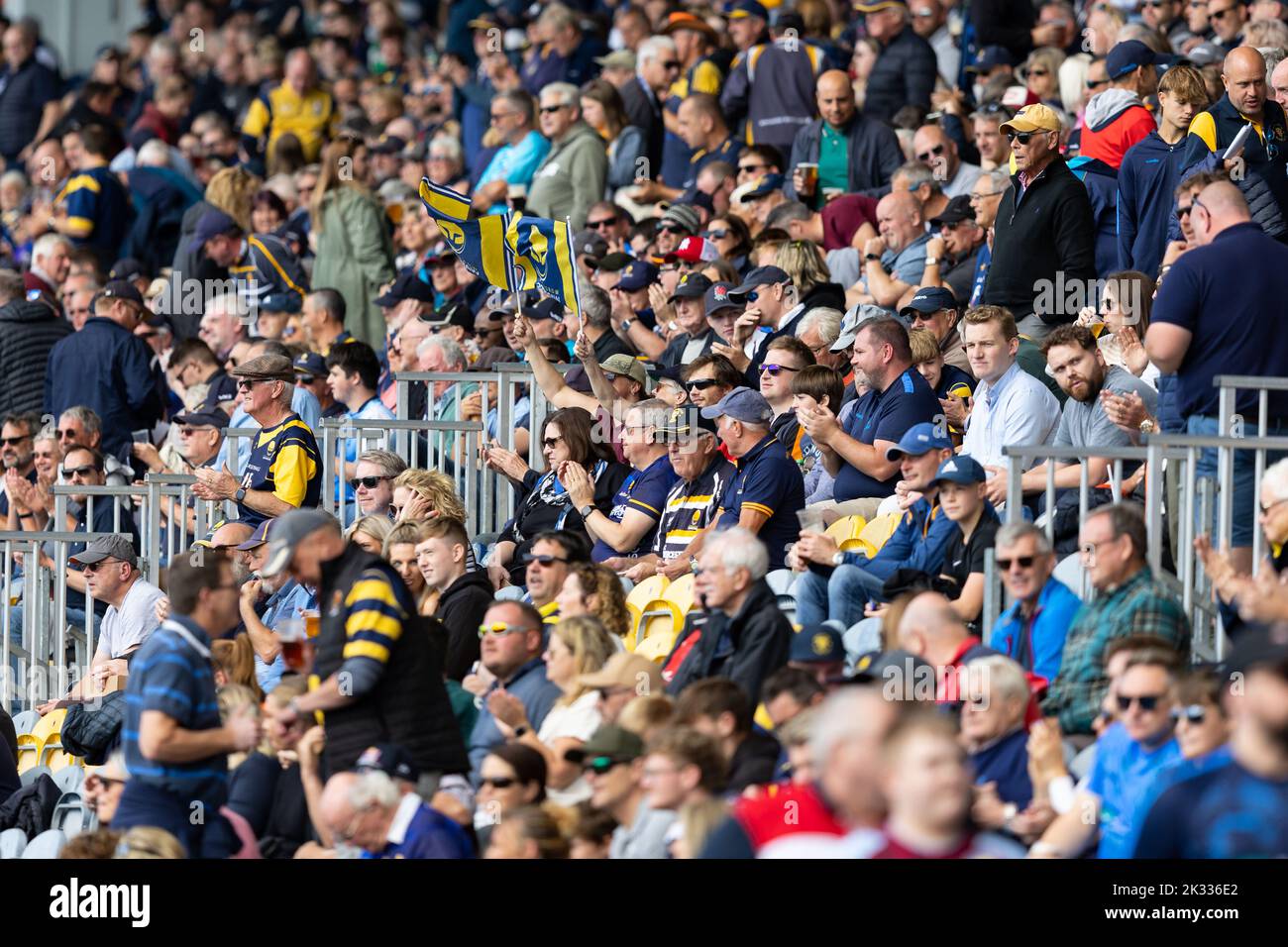 Worcester Warriors Supporters pendant le match de première classe de Gallagher Worcester Warriors vs Newcastle Falcons au Sixways Stadium, Worcester, Royaume-Uni, 24th septembre 2022 (photo de Nick Browning/News Images) Banque D'Images