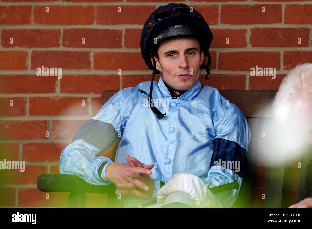 Jockey William Buick pendant la journée Juddmonte de la réunion de Cambridgeshire à l'hippodrome de Newmarket. Date de la photo: Samedi 24 septembre 2022. Banque D'Images