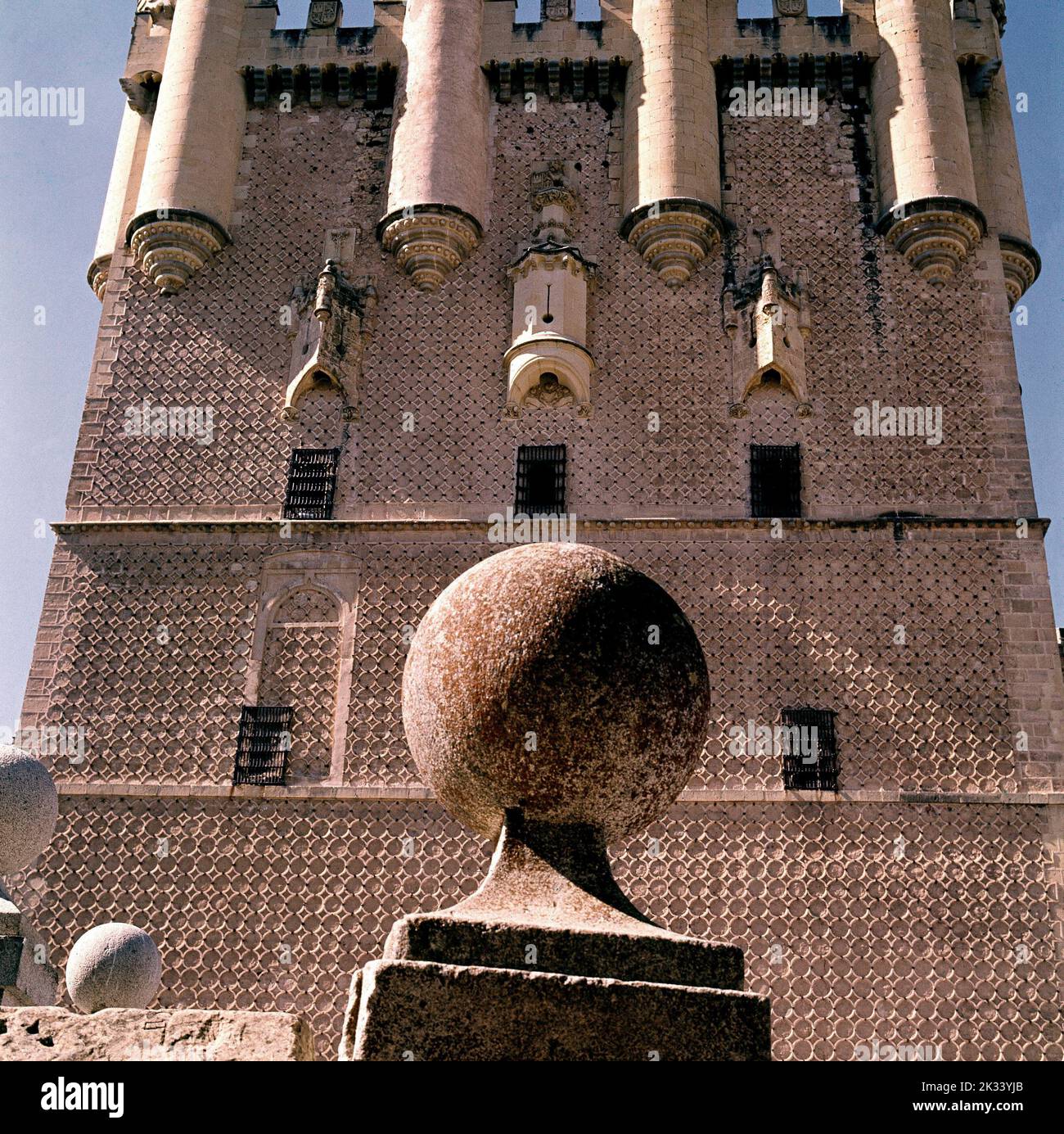 TORRE DE JUAN II - SIGLO XV - GOTICO CIVIL - FOTO AÑOS 60. Emplacement: ALCAZAR-EXTÉRIEUR. SÉGOVIE. ESPAGNE. Banque D'Images