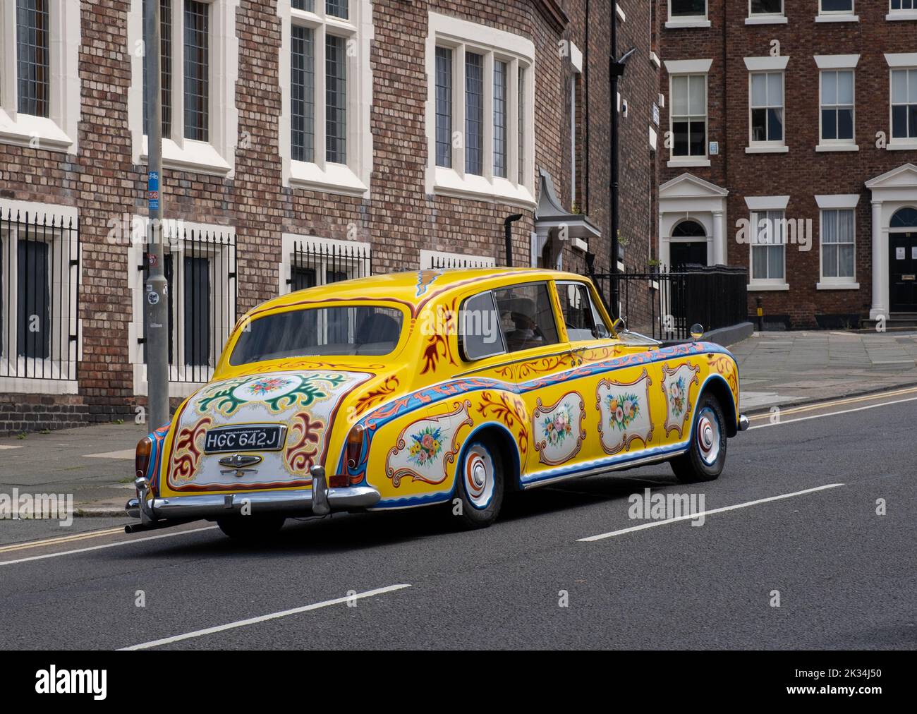Une réplique de Rolls-Royce de John Lennon à Liverpool. Banque D'Images