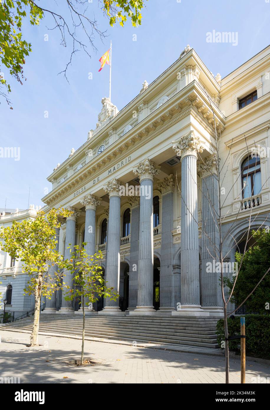 Madrid, Espagne, septembre 2022. Façade extérieure de la bourse en centre-ville Banque D'Images