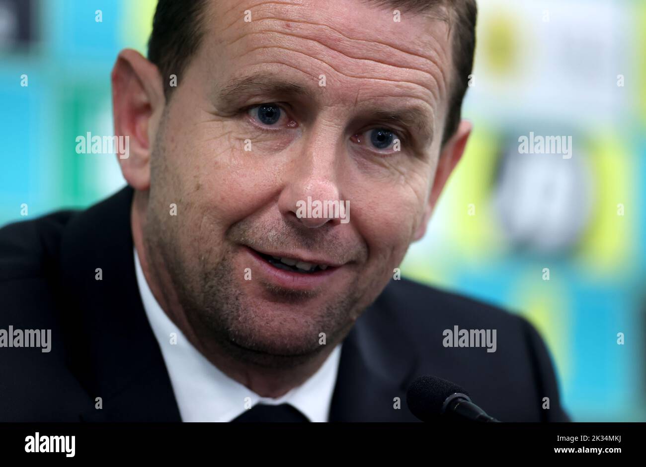 Ian Baraclough, directeur de l'Irlande du Nord, parle lors d'une conférence de presse après le match du groupe J de l'UEFA Nations League à Windsor Park, à Belfast. Date de la photo: Samedi 24 septembre 2022. Banque D'Images