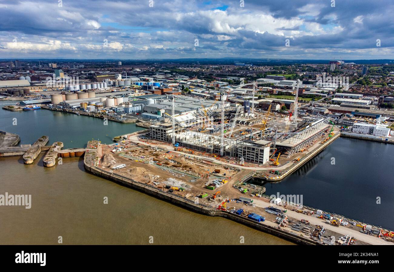 Les travaux se poursuivent sur la construction du nouveau stade du club de football d'Everton, à Bramley Moore Docks, à Liverpool. Banque D'Images