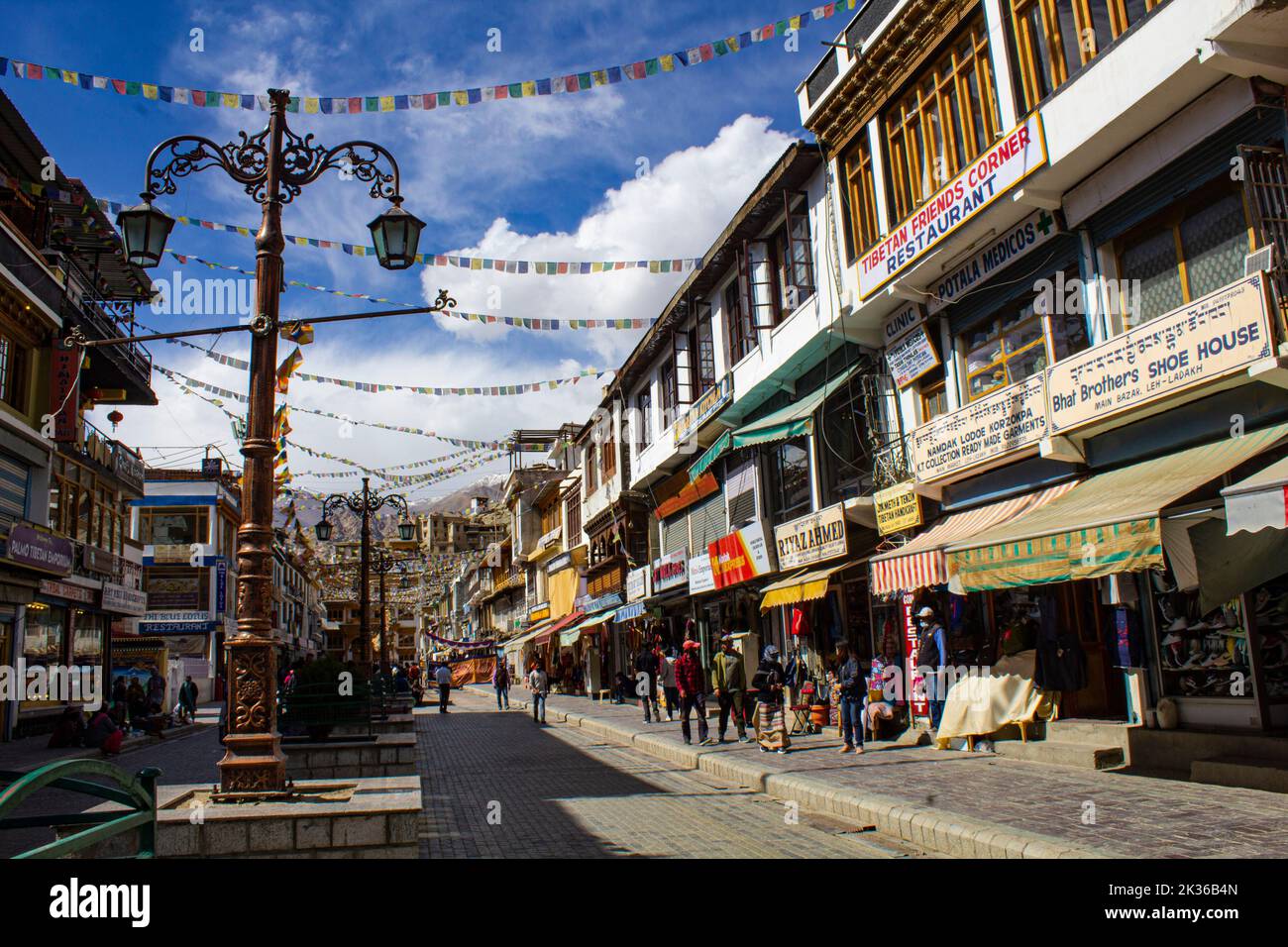 Leh marché ladakh, route du centre commercial Banque D'Images