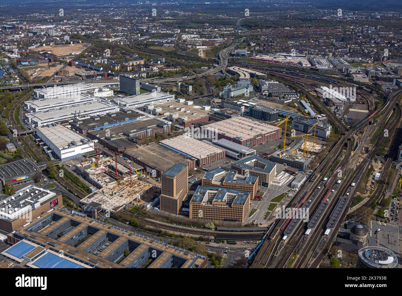 Vue aérienne, parc d'expositions de Cologne avec chantier et nouvelle salle Confex, station Messe Deutz, Deutz, Cologne, Rhénanie, Nord Rhin-Westp Banque D'Images