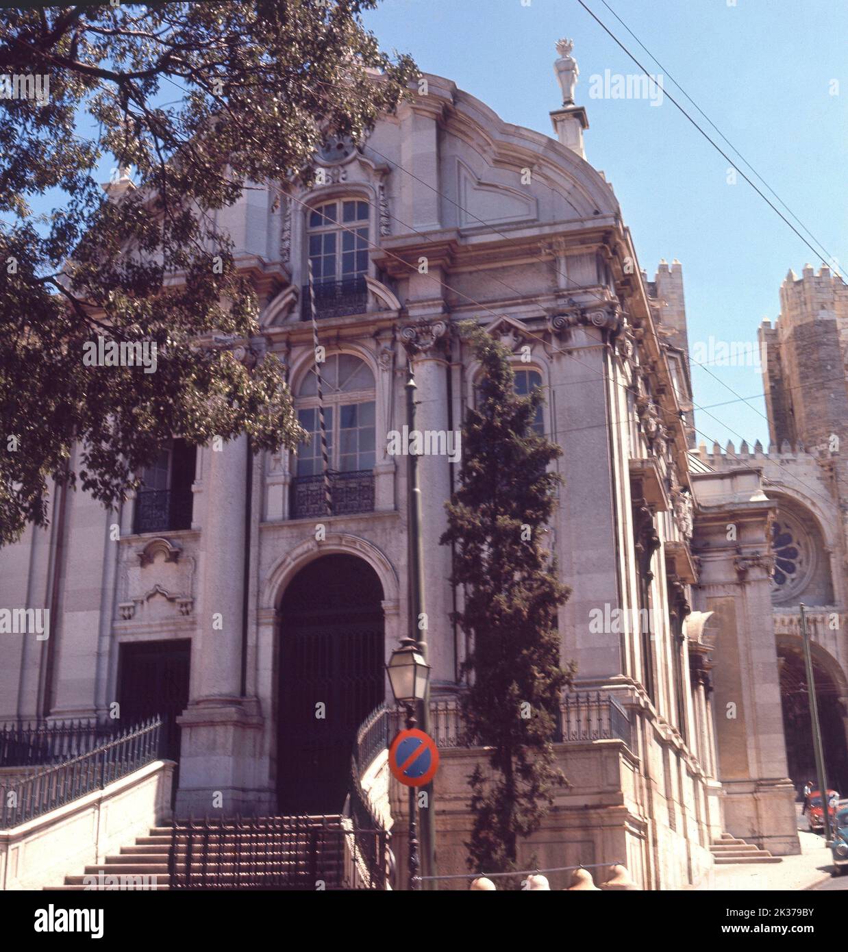 IGLESIA DE S ANTONIO - FOTO AÑOS 60. Emplacement : ST. ÉGLISE D'ANTHONY. LISBONNE. PORTUGAL. Banque D'Images