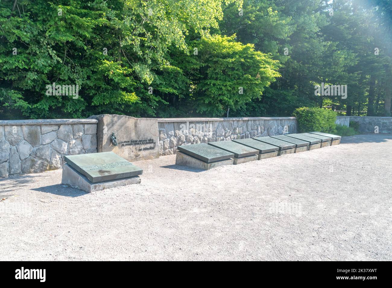 Vysny Komarnik, Slovaquie - 12 juin 2022 : cimetière des soldats tchécoslovaques au col de la montagne Dukla. Banque D'Images
