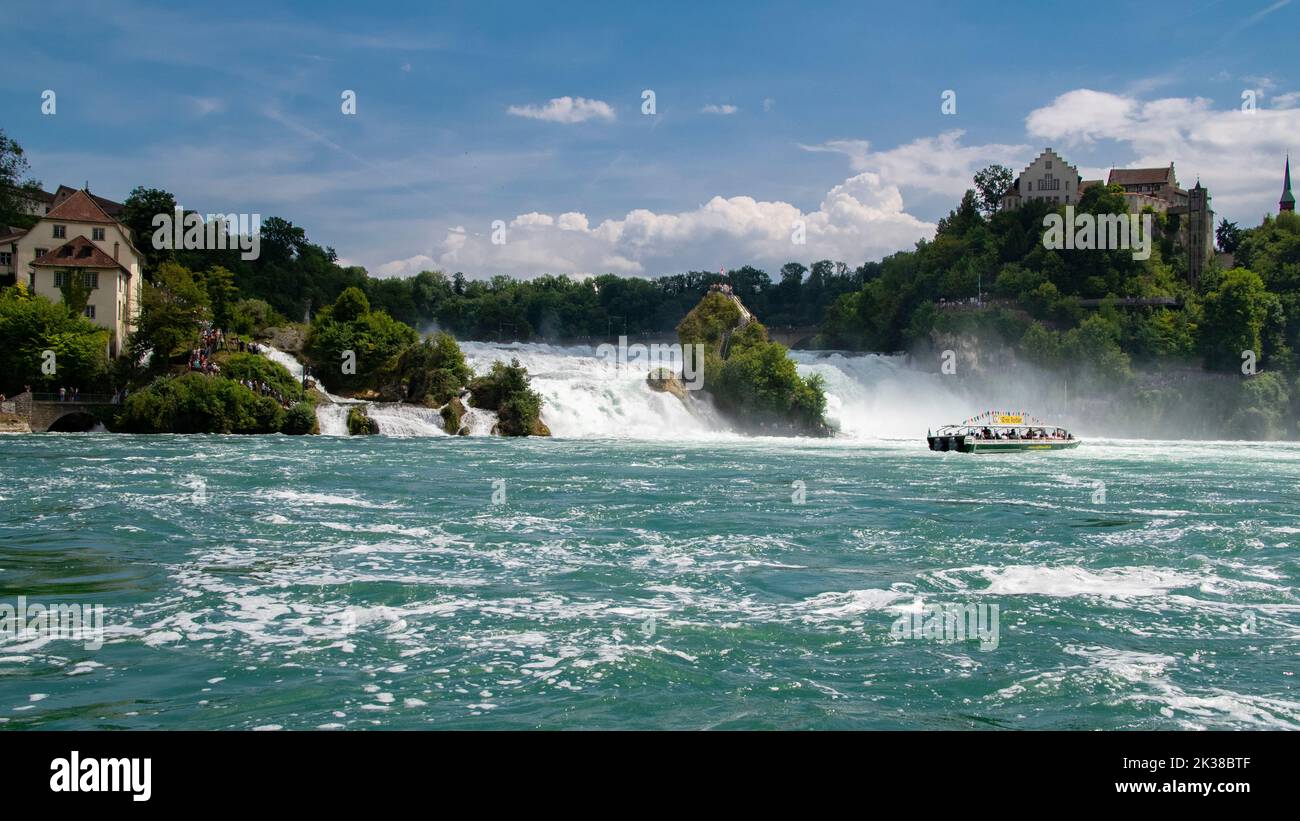 Suisse les chutes du Rhin la plus grande cascade de Suisse et d'Europe. Banque D'Images