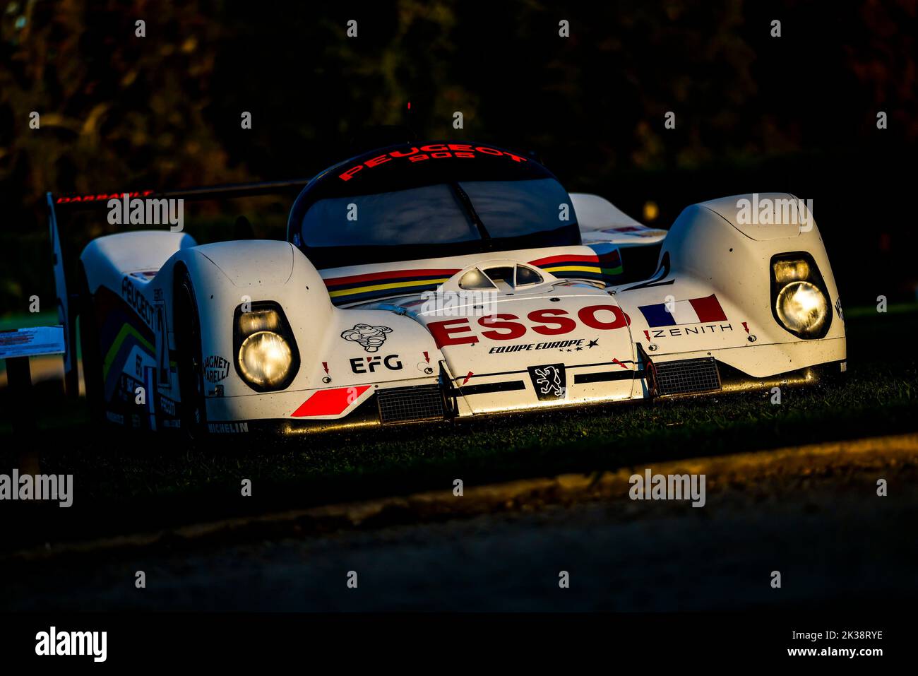 Peugeot 905 Evo BIS lors de l'édition 6th de Chantilly Arts & Elegance - Richard mille au domaine du Château de Chantilly, de 24 septembre au 25, 2025, à Chantilly, France - photo Julien Delfosse / DPPI Banque D'Images