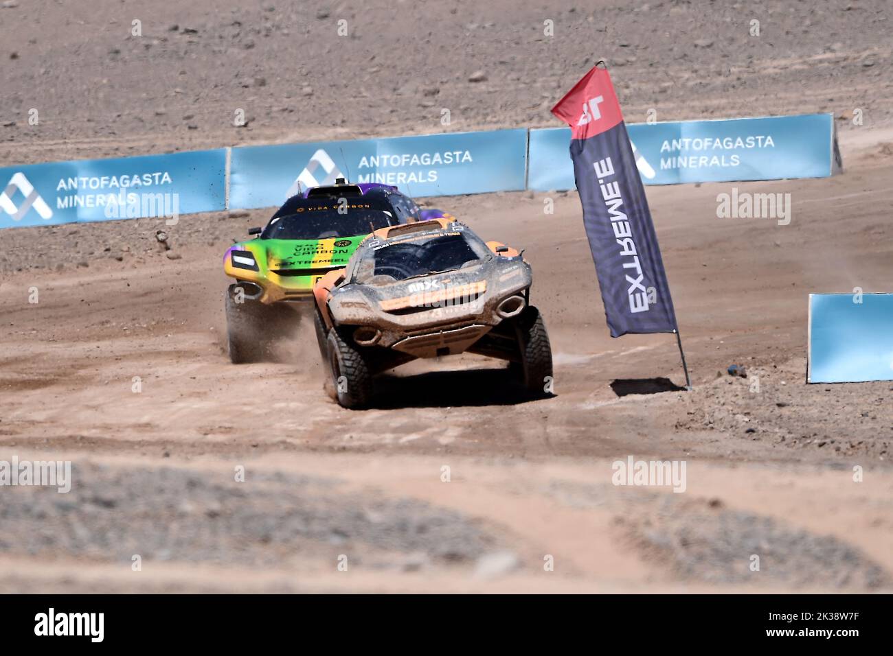 Antofagasta, Chili. 25th septembre 2022. 9/25/2022 - Emma Gilmour (NZL)/Tanner Foust (Etats-Unis), NEOM McLaren Extreme E, dirige Cristina Gutierrez (ESP)/Sébastien Loeb (FRA), Team X44 lors du X-Prix Extreme E du cuivre à Antofagasta, au Chili. (Photo de Sam Bagnall/Motorsport Images/Sipa USA) crédit: SIPA USA/Alay Live News Banque D'Images