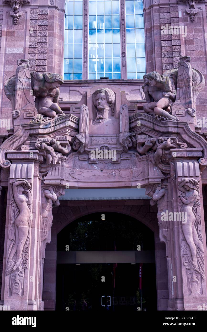 Détail de la façade, salle de concert Mannheimer Rosengarten et centre de congrès de Mannheim, Allemagne Banque D'Images