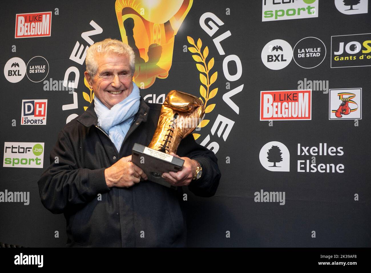 le réalisateur Claude Lelouch photographié lors du spectacle de boxe Golden Gloves, dimanche 25 septembre 2022 à Bruxelles. BELGA PHOTO HATIM KAGHAT Banque D'Images