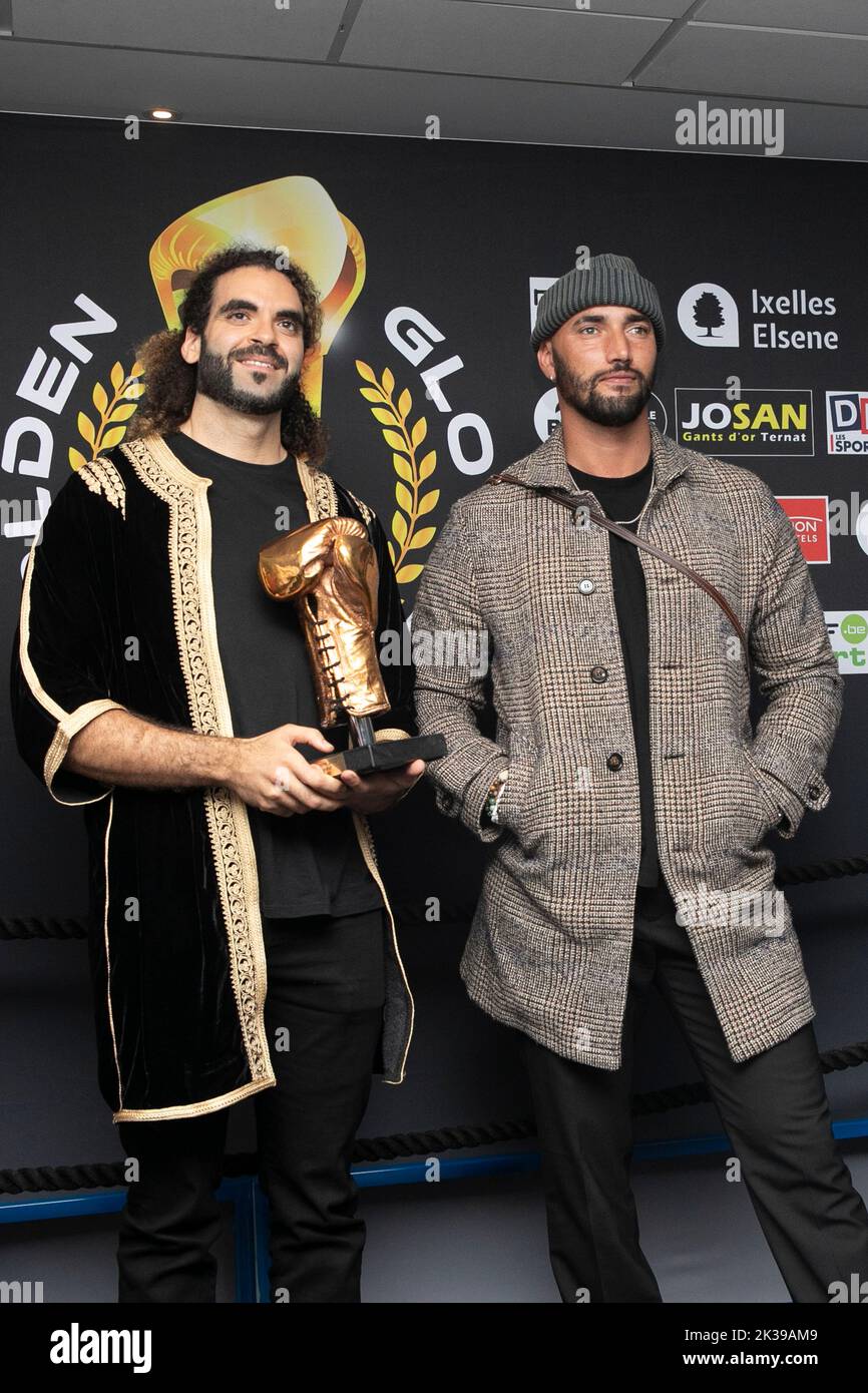 le réalisateur Adil El Arbi et le réalisateur Bilal Fallah posent pour ...