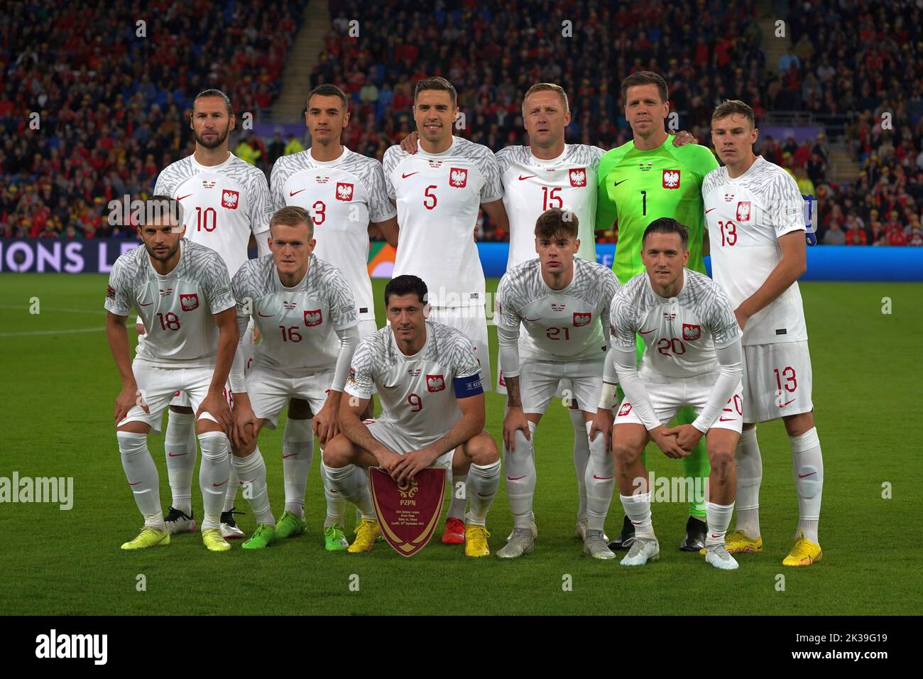 Cardiff, pays de Galles, Royaume-Uni. 25th septembre 2022. L'équipe de l'Association de football de Pologne se place avant le match A4 de l'UEFA Nations League Group Wales v Poland au Cardiff City Stadium, au pays de Galles. Crédit: Penallta Photographics/Alamy Live News Banque D'Images