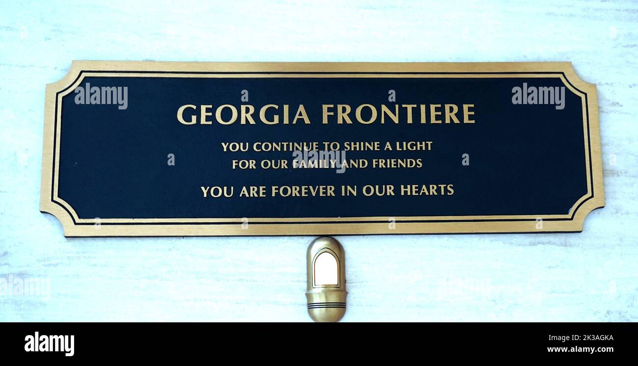 Crypte Georgia Frontiere au parc commémoratif et mortuaire de Westwood Village crédit : Ron Wolfson/MediaPunch Banque D'Images