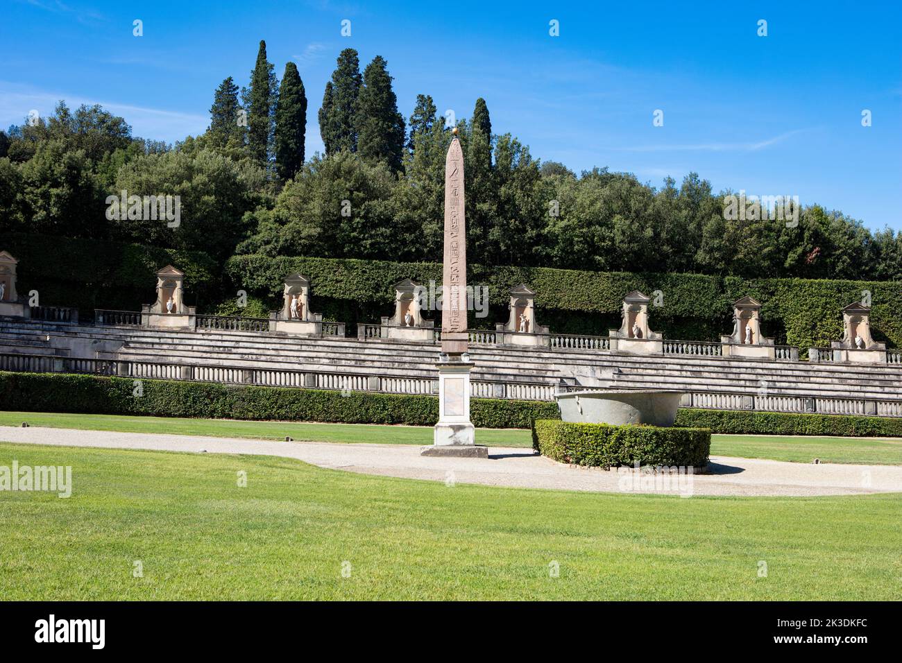 L'obélisque de Ramesses II dans l'amphithéâtre des jardins de Boboli, situé derrière le palais Pitti à Florence. Banque D'Images