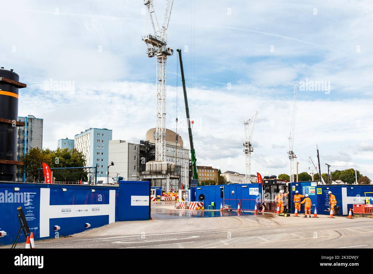 Travaux de construction associés au projet ferroviaire de HS2 à Hampstead Road, Londres, Royaume-Uni Banque D'Images