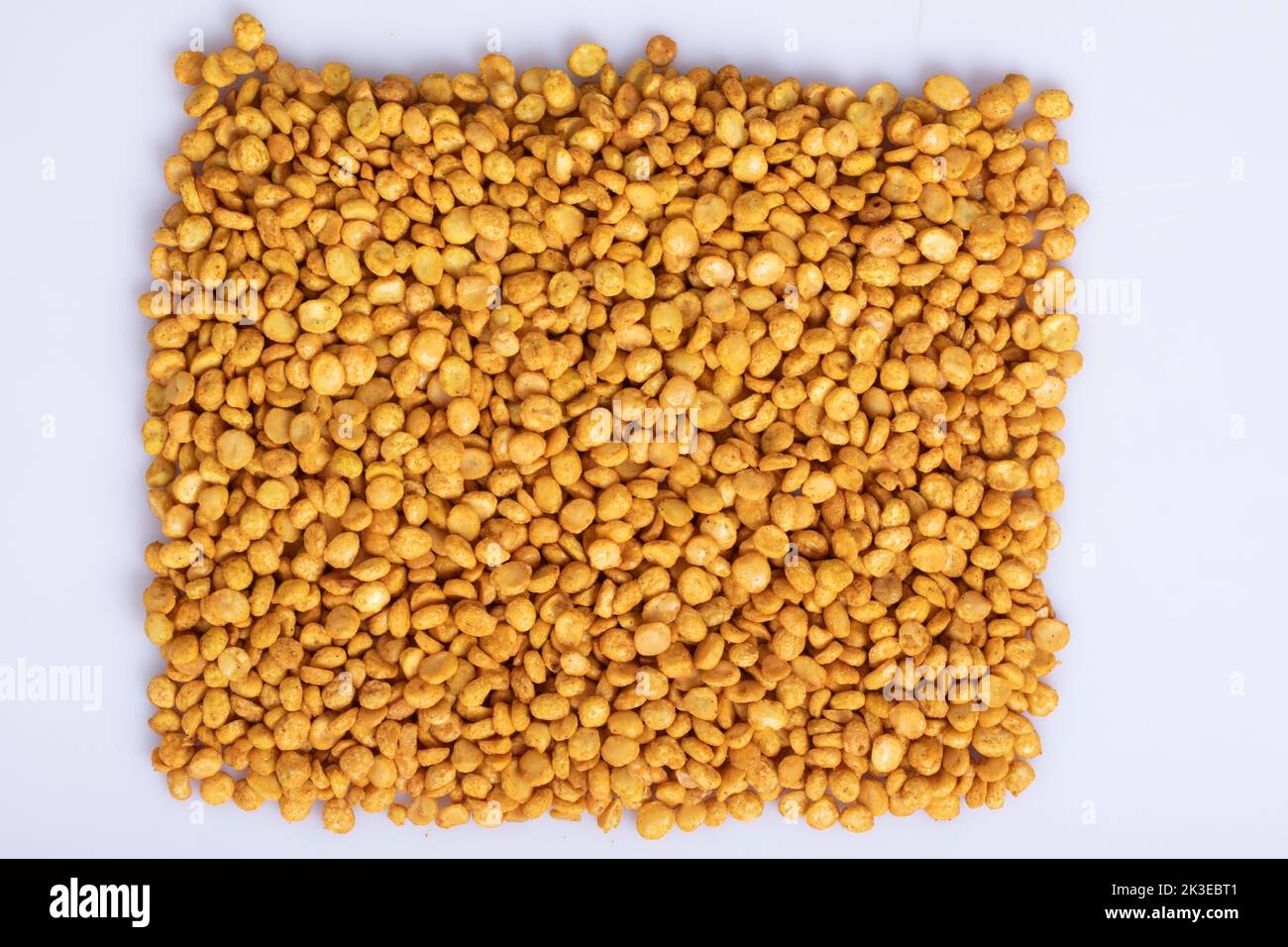 Délicieux en-cas salés indiens « Chanachur » ou Bombay Mix. Banque D'Images