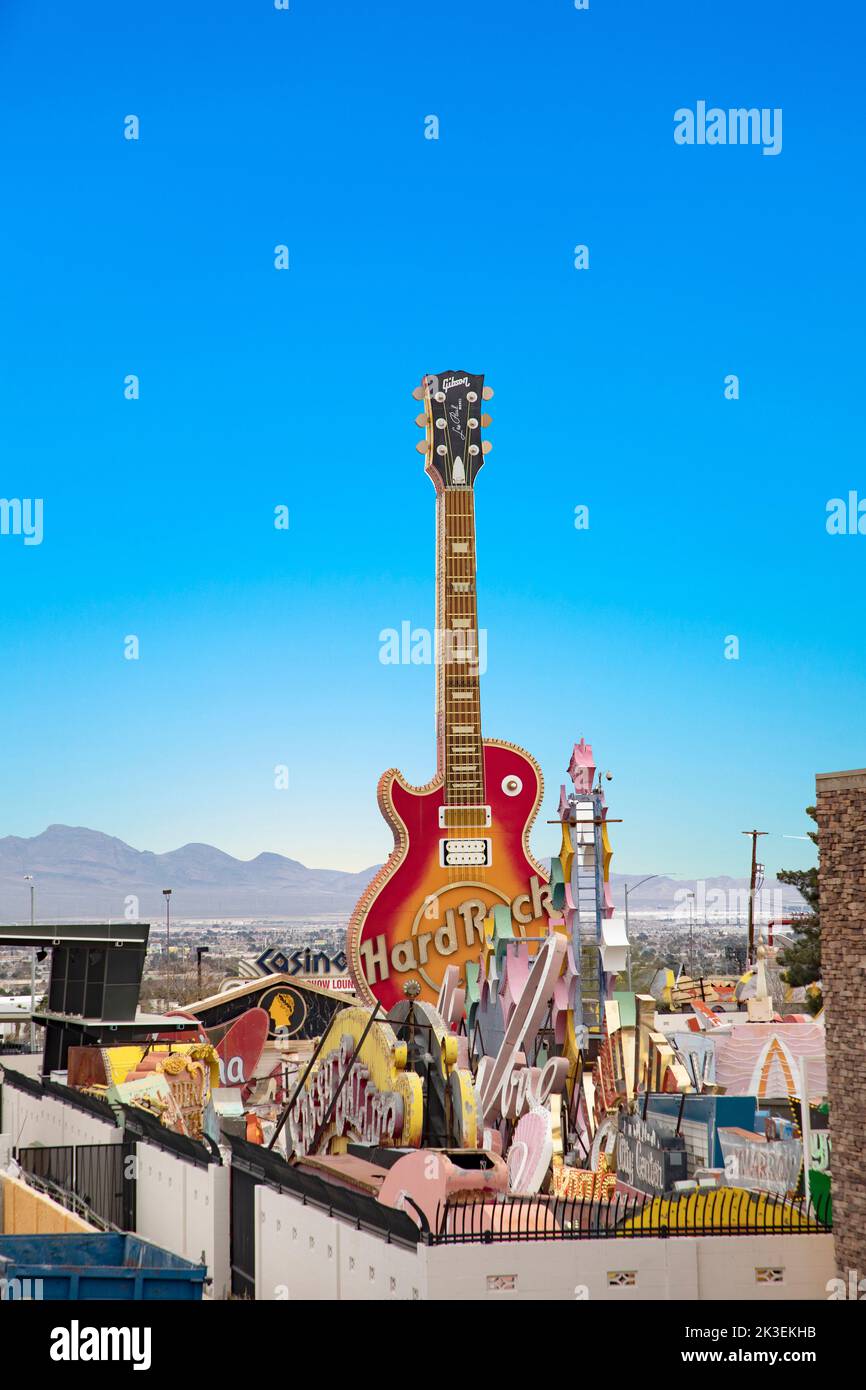 Las Vegas, Etats-Unis - 10 mars 2019: Old Hard Rock Cafe signe à Gibson Guitar dans le musée du néon Las Vegas, Etats-Unis. Banque D'Images