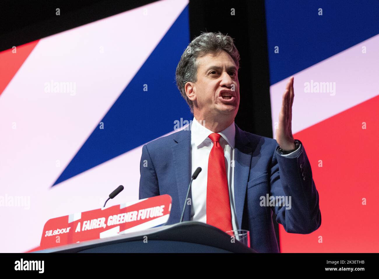 Ed Miliband, Shadow Climate change et Net Zero secretary à la conférence du travail à Liverpool. Liverpool Kings Dock. Liverpool Royaume-Uni. Photo : gary Roberts/worldwidefeatures.com Banque D'Images