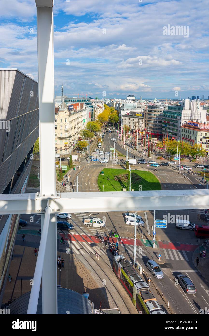 Wien, Vienne: IKEA magasin libre de voiture Westbahnhof, vue du restaurant sur le toit à la rue Mariahilfer Straße en 15. Rudolfsheim-Fünfhaus, Vienne, Autriche Banque D'Images