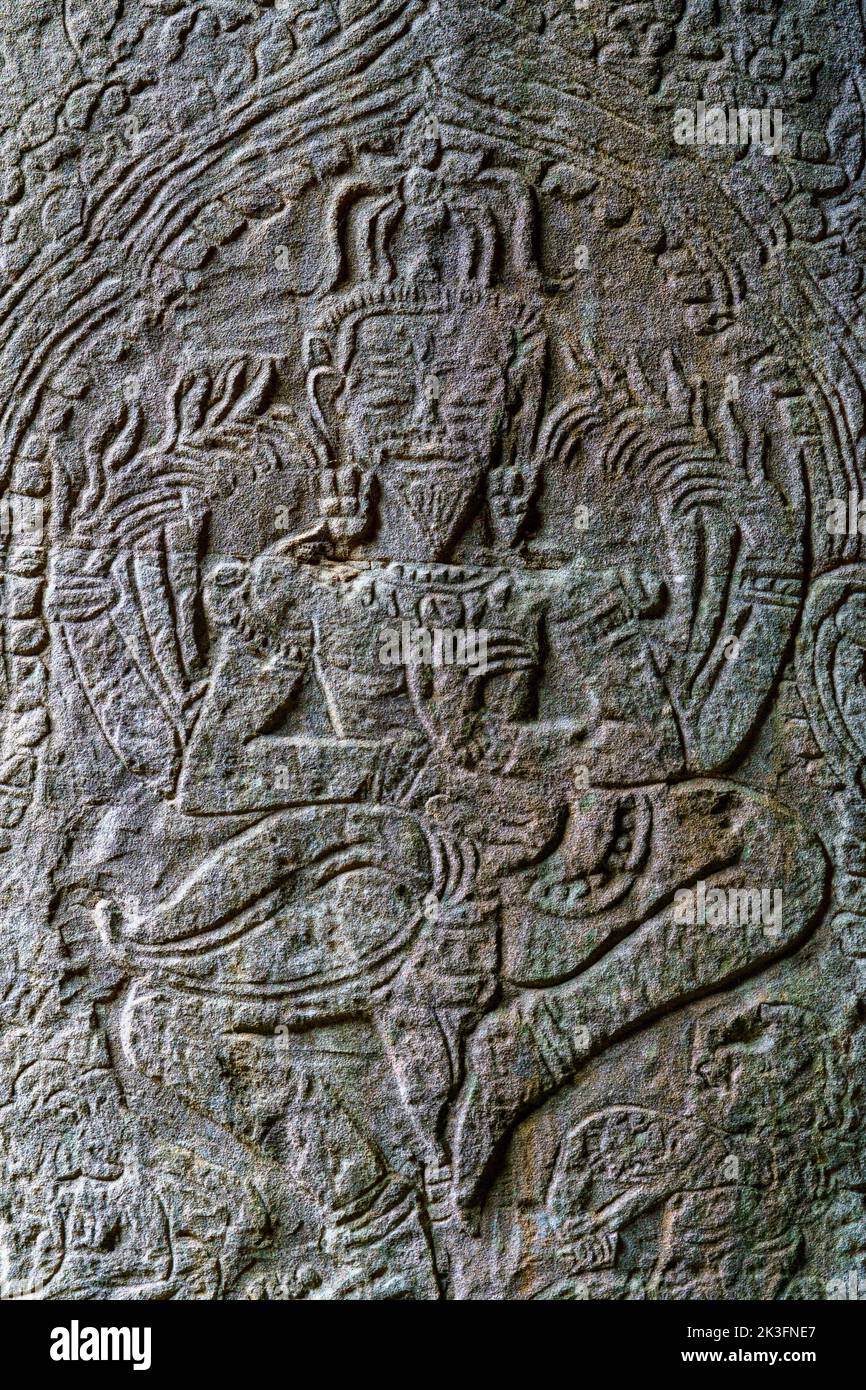 Cambodge. Siem Reap. Le parc archéologique d'Angkor. Une sculpture de relief de bas au temple hindou du 12th siècle de Preah Khan Banque D'Images