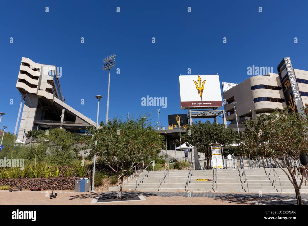 Tempe, AZ - septembre 2022 : le stade Sun Devil est un stade de football universitaire en plein air, sur le campus de l'université d'État de l'Arizona. Banque D'Images