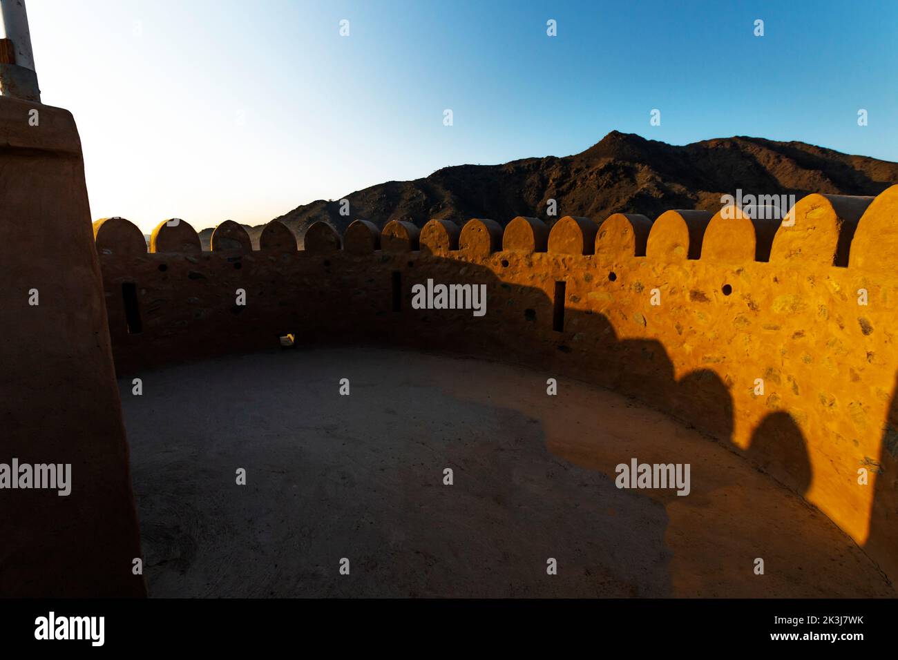 De belles forts de Fujairah, eau en début de matinée Banque D'Images