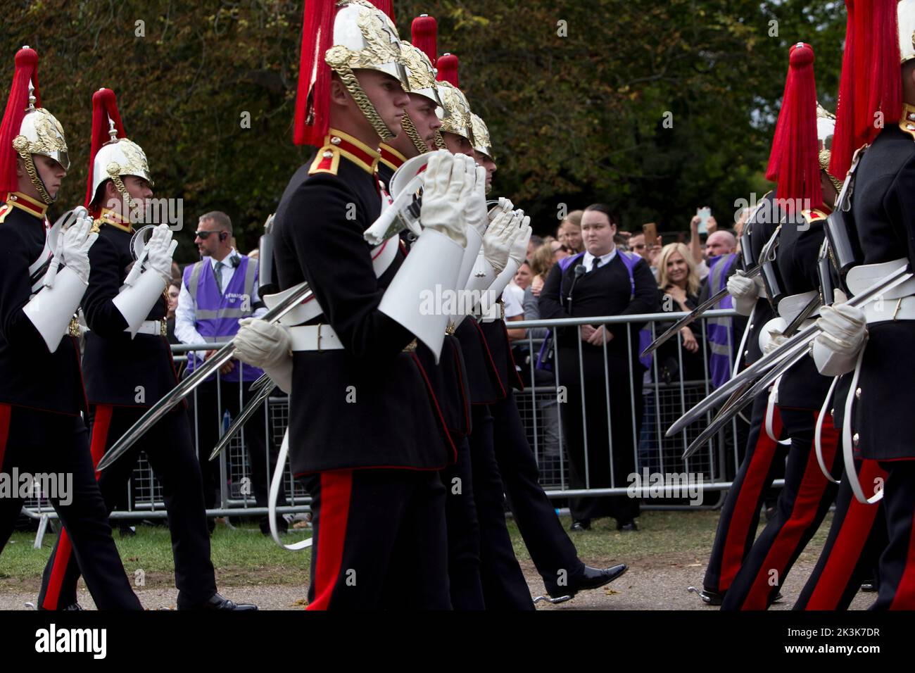 Funérailles de la Reine Elizabeth II 19 septembre 2022, long Walk Windsor Berkshire Angleterre Royaume-Uni. . Procession militaire. Protocole royal, monarchie, famille royale, monarque régnant. Le règne de la reine Elizabeth II accède au trône en 1952, British Heritage Banque D'Images