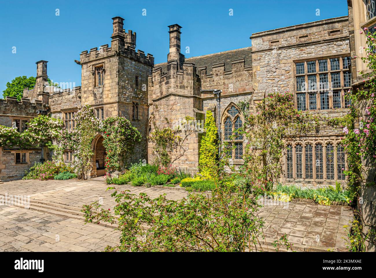 Norman Castle Haddon Hall près de Bakewell, Midlands, Angleterre Banque D'Images