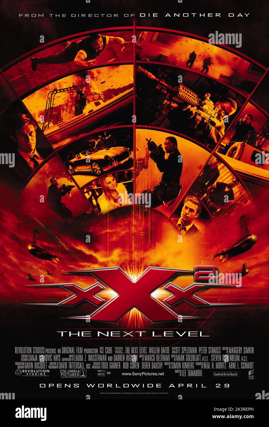 Film Xxx The Next Level Film Poster film: Xxx: État de l'Union; xxx 2: The Next Level (2005)  Directeur: Lee Tamahori 27 avril 2005 **AVERTISSEMENT** cette photographie  est à usage éditorial exclusif et est protégée par les