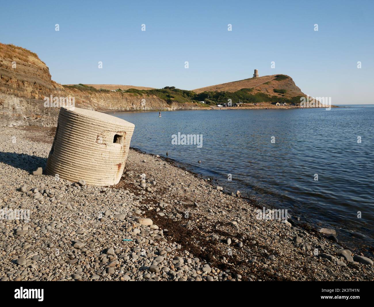 Fortification de la Seconde Guerre mondiale sur la plage de Kimmeridge Bay, Dorset, Royaume-Uni Banque D'Images