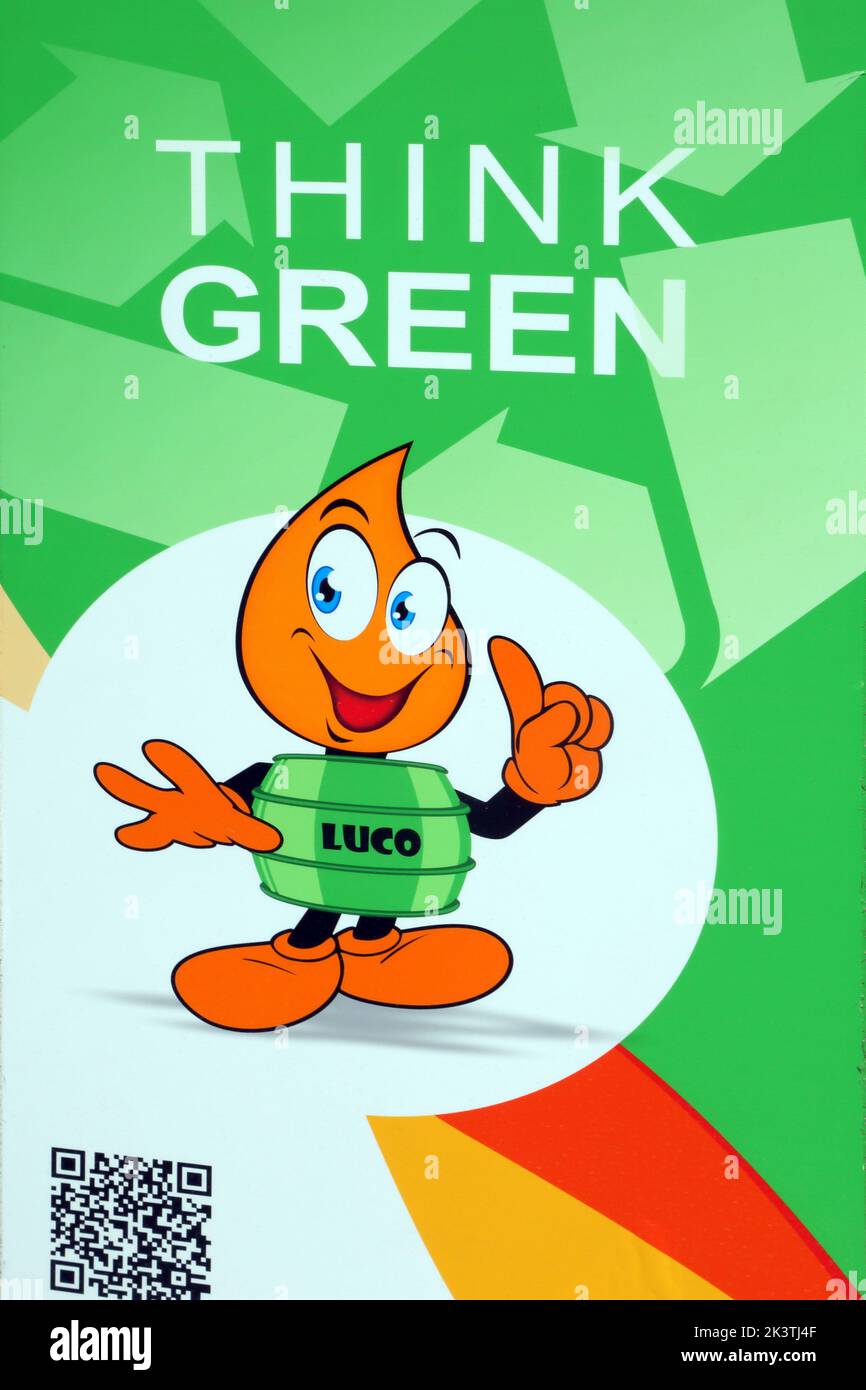 Vouliagmeni Athènes Grèce Thiseos Street Think Green recyclage Bin Banque D'Images