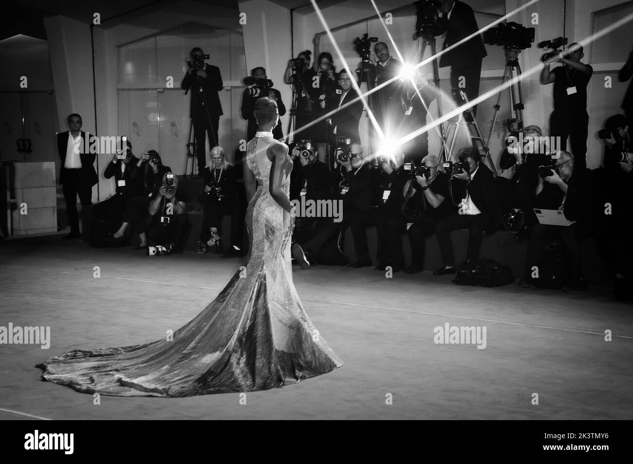 Venise, Italie. 01st septembre 2022. Sélection de photos en noir et blanc du Festival du film de Venise 79th Jodie Turner-Smith Credit: Independent photo Agency/Alamy Live News Banque D'Images