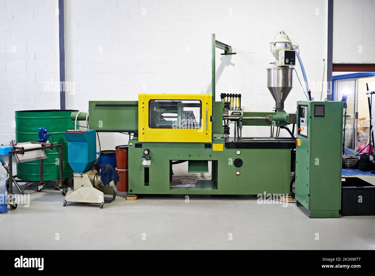 C'est tout ce dont vous avez besoin pour faire le travail. Machines d'entrepôt. Banque D'Images