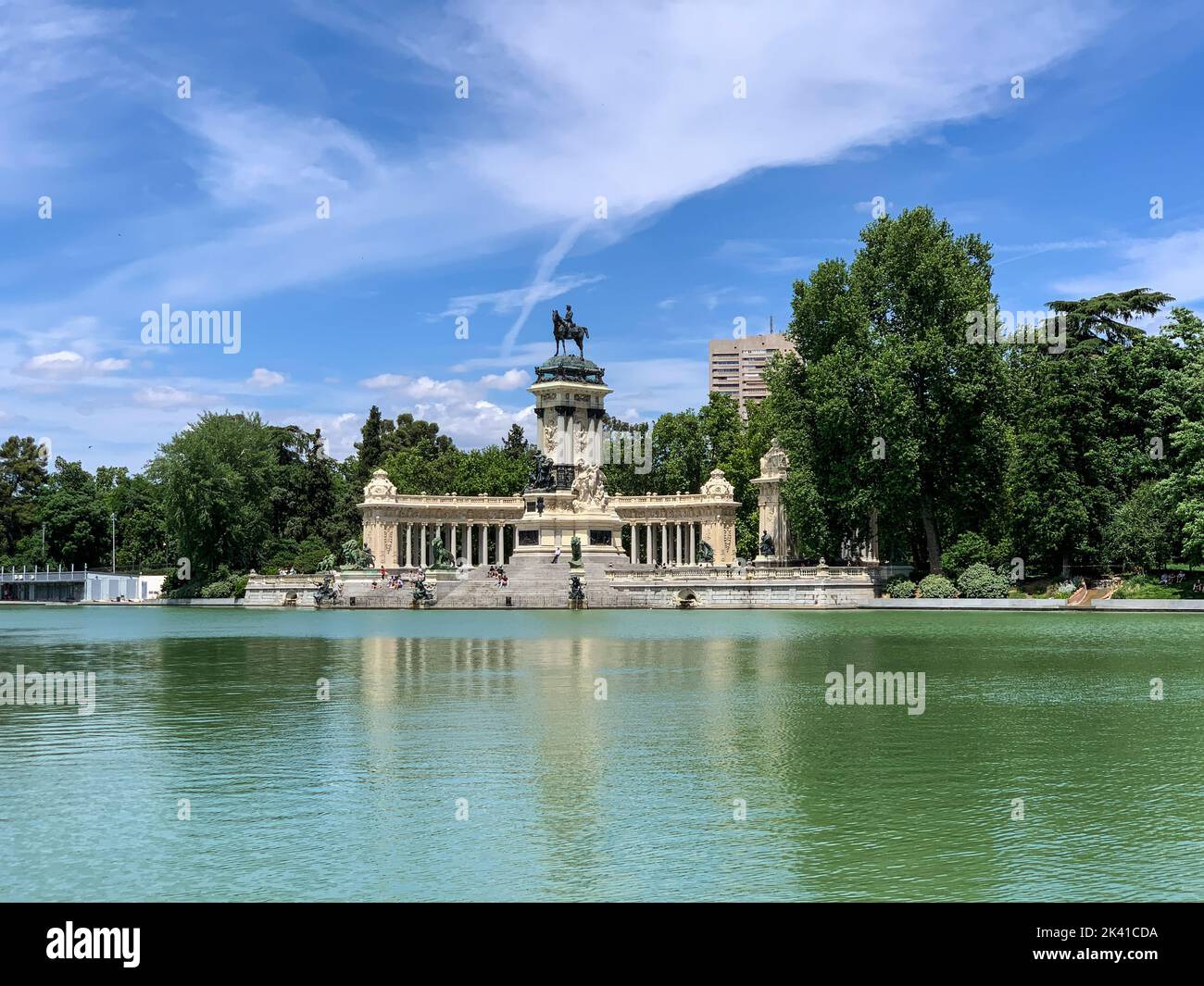 Espagne, Madrid. Parc Retiro, Parque de El Retiro, Roi Alfonso XII, Mémorial. Banque D'Images