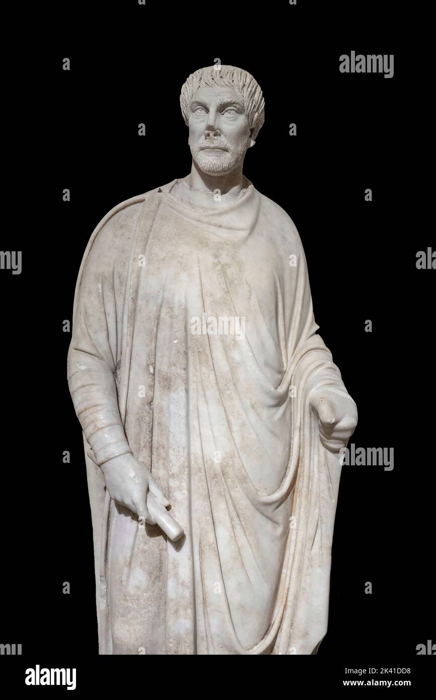 Statue du juge romain au Musée d'archéologie d'Istanbul. Banque D'Images