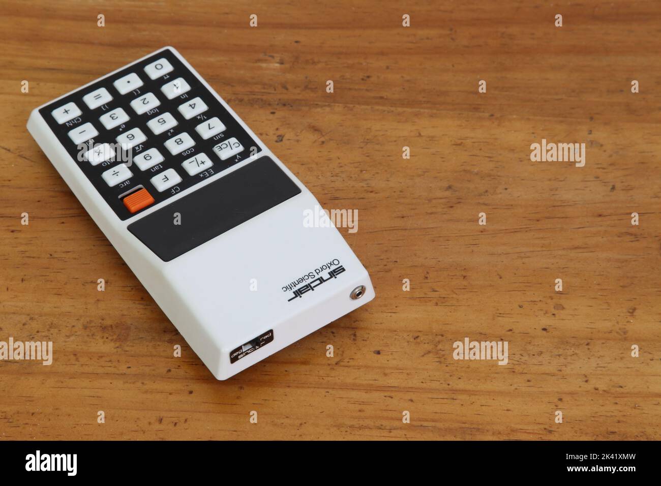 Calculatrice avancée Oxford Sinclair Scientific, blanche Banque D'Images