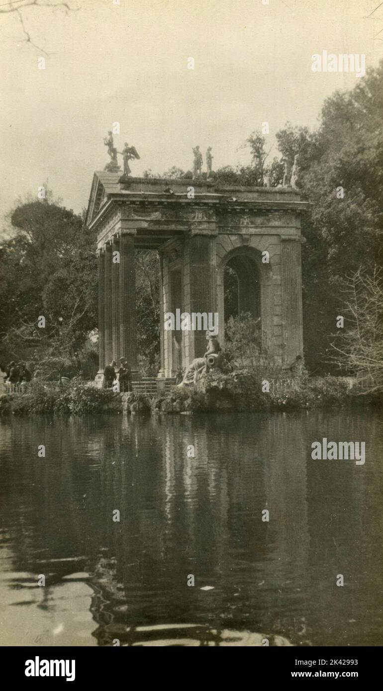 Temple d'Aesculapius dans le parc de la Villa Borghèse, Rome, Italie 1925 Banque D'Images