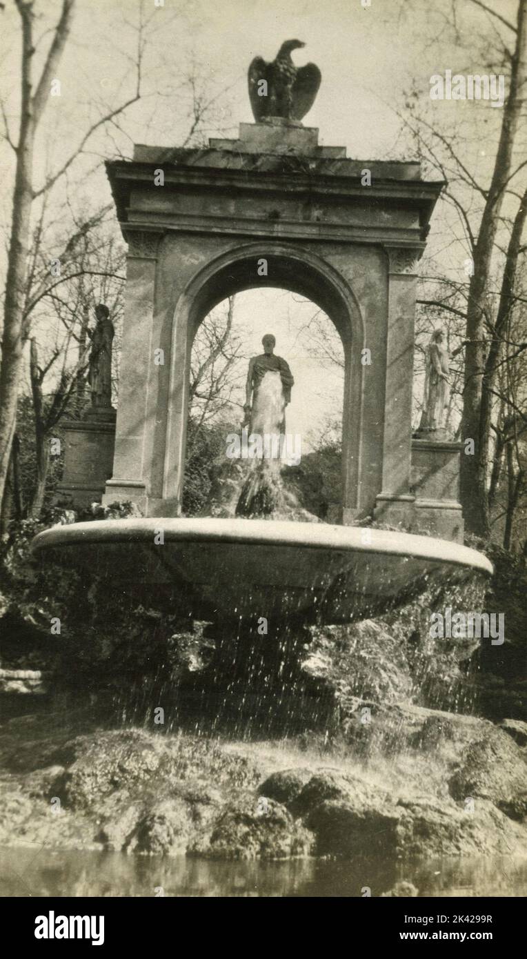 Fontana del Fiocco ou Fontaine d'Aesculapius, Villa Borghèse, Rome, Italie 1925 Banque D'Images